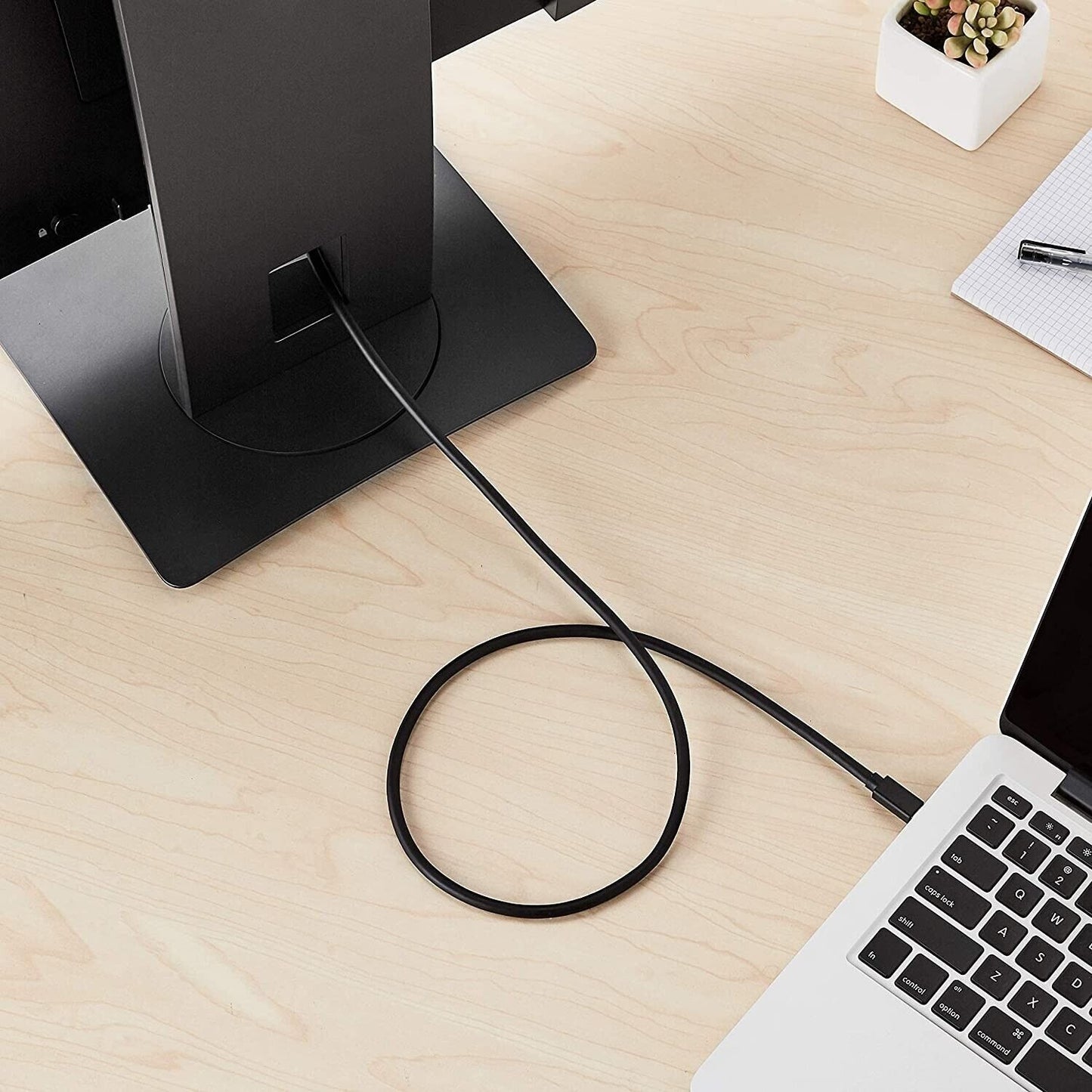 Amazon Basics Mini DisplayPort to HDMI Cable for MacBook Surface Pro 0.9m/3ft