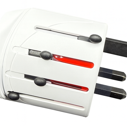SKROSS Travel Plug EVO Universal Plug 150+ Countries Input and Output - White