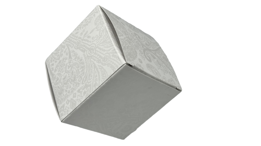 45 Pack Premium Square Present Gift Boxes White Silver Patterned Easy Assembly